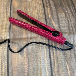 Nume Flat Iron
